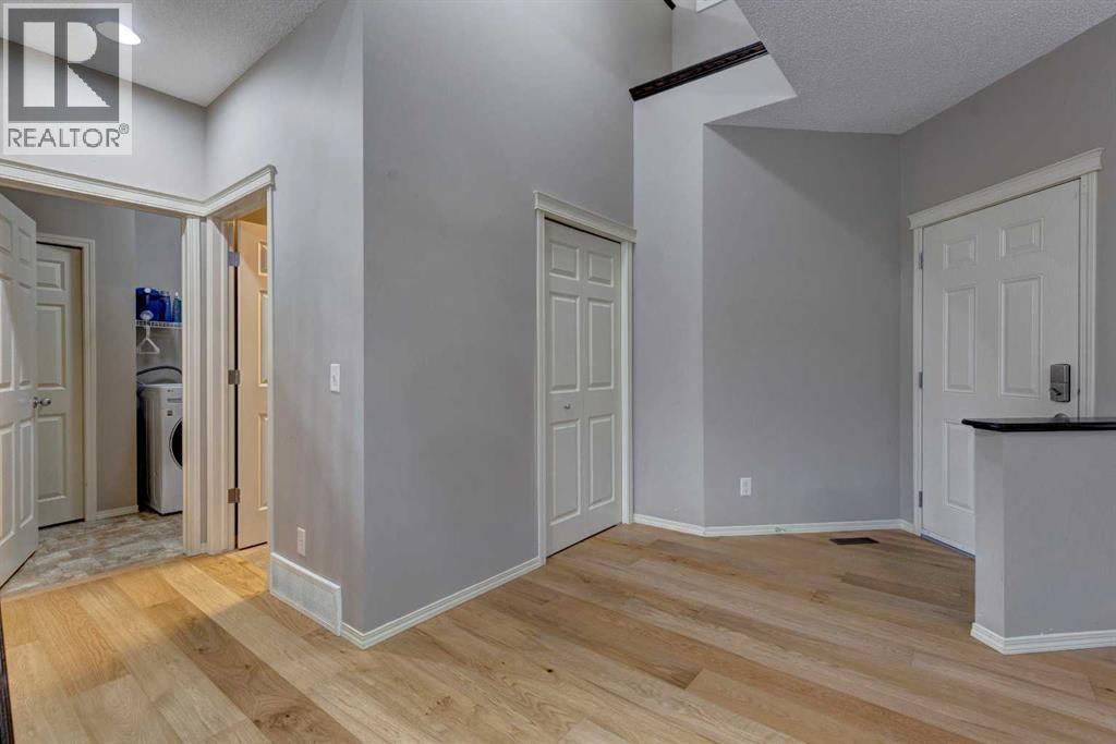 587 Everbrook Way SW