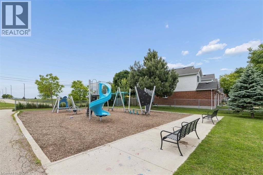 256 TAIT Crescent