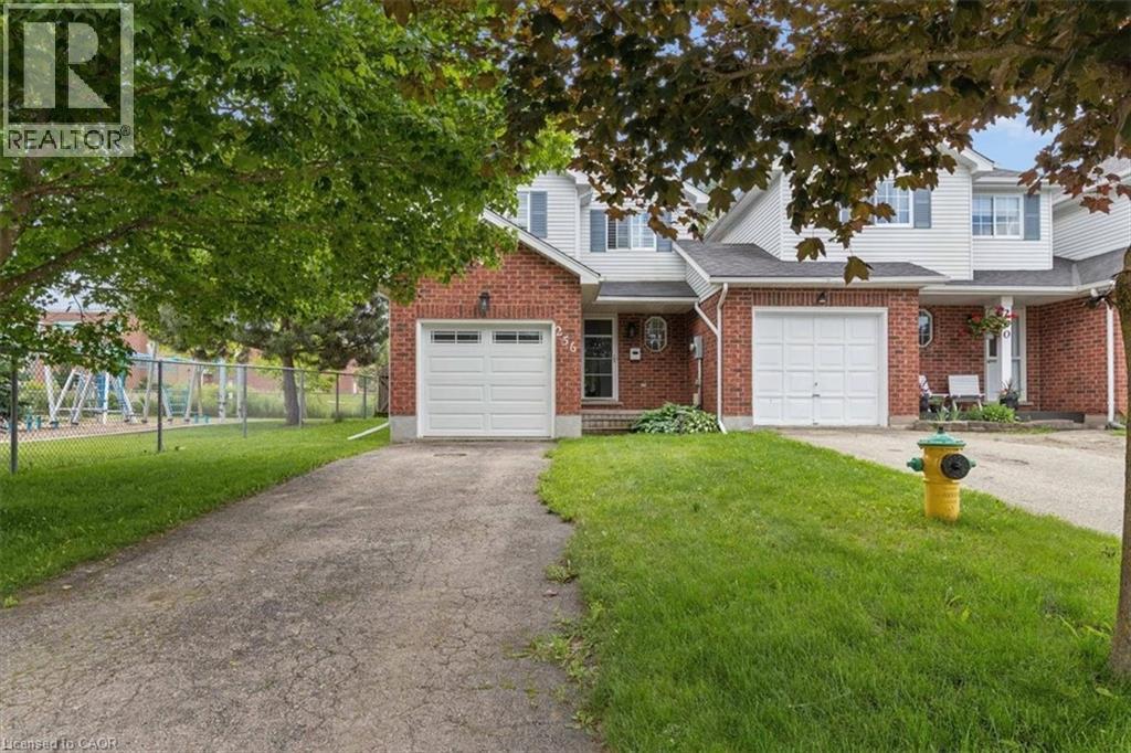 256 TAIT Crescent