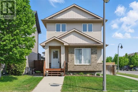 363 Lynd LANE Saskatoon SK S7T0B1
