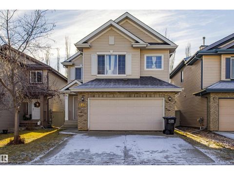 1253 LATTA CR NW Edmonton AB T6R3P6