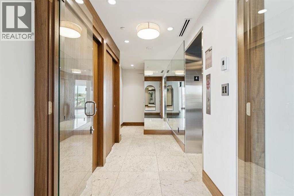 412, 738 1 Avenue SW