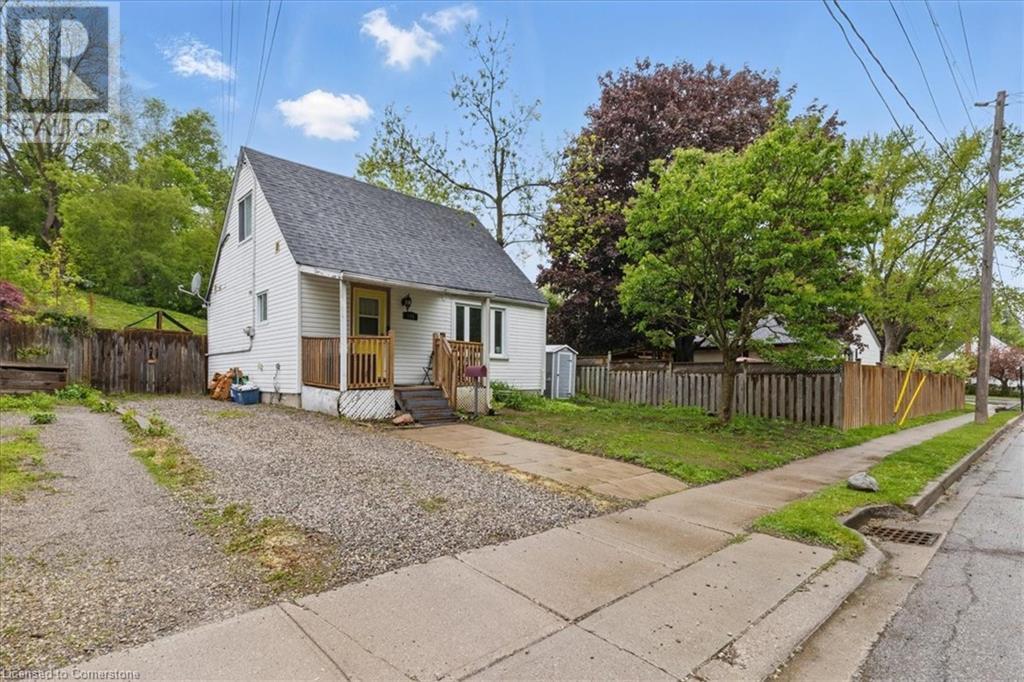 142 STRATHCONA Street