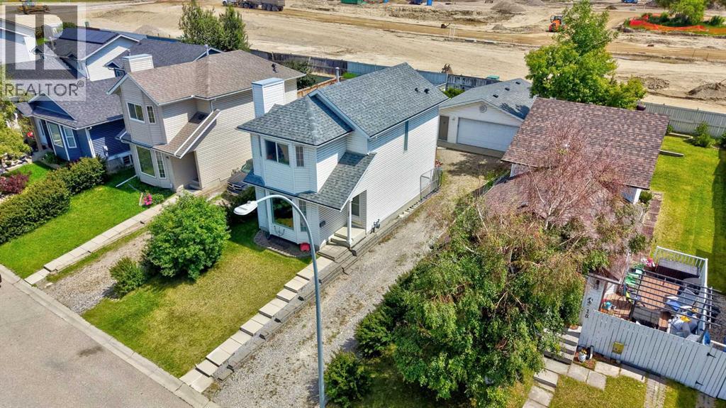 22 Rivercrest Way SE