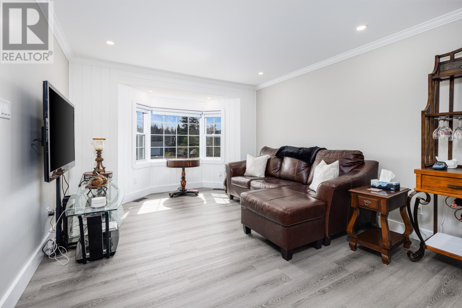 413 Dogberry Hill Road