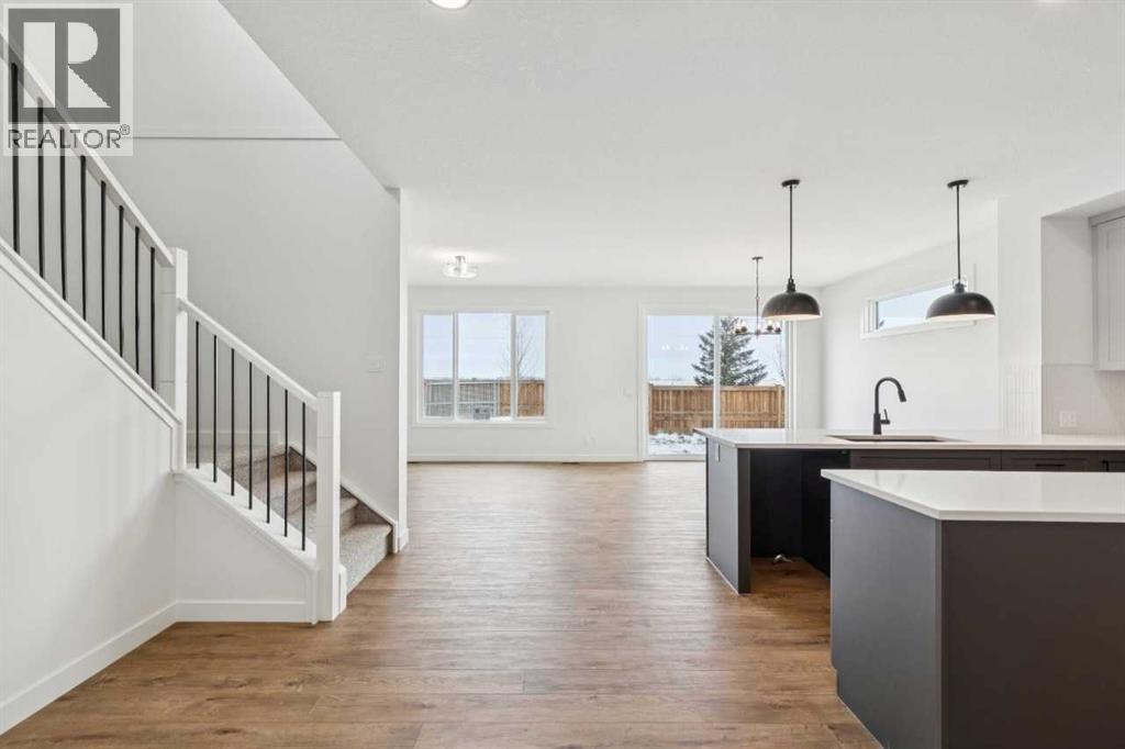 190 Northern Lights Crescent