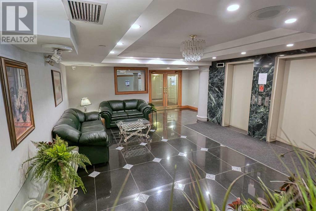 119, 200 Lincoln Way SW