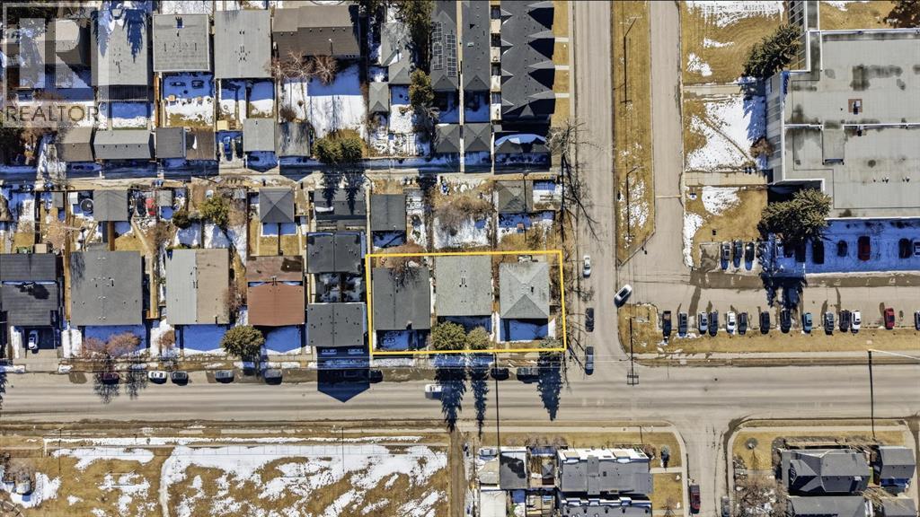 2139 & 2141 50 Avenue SW