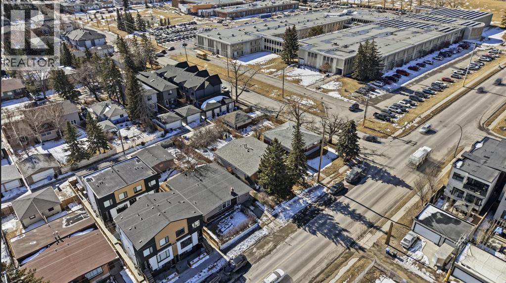 2139 & 2141 50 Avenue SW