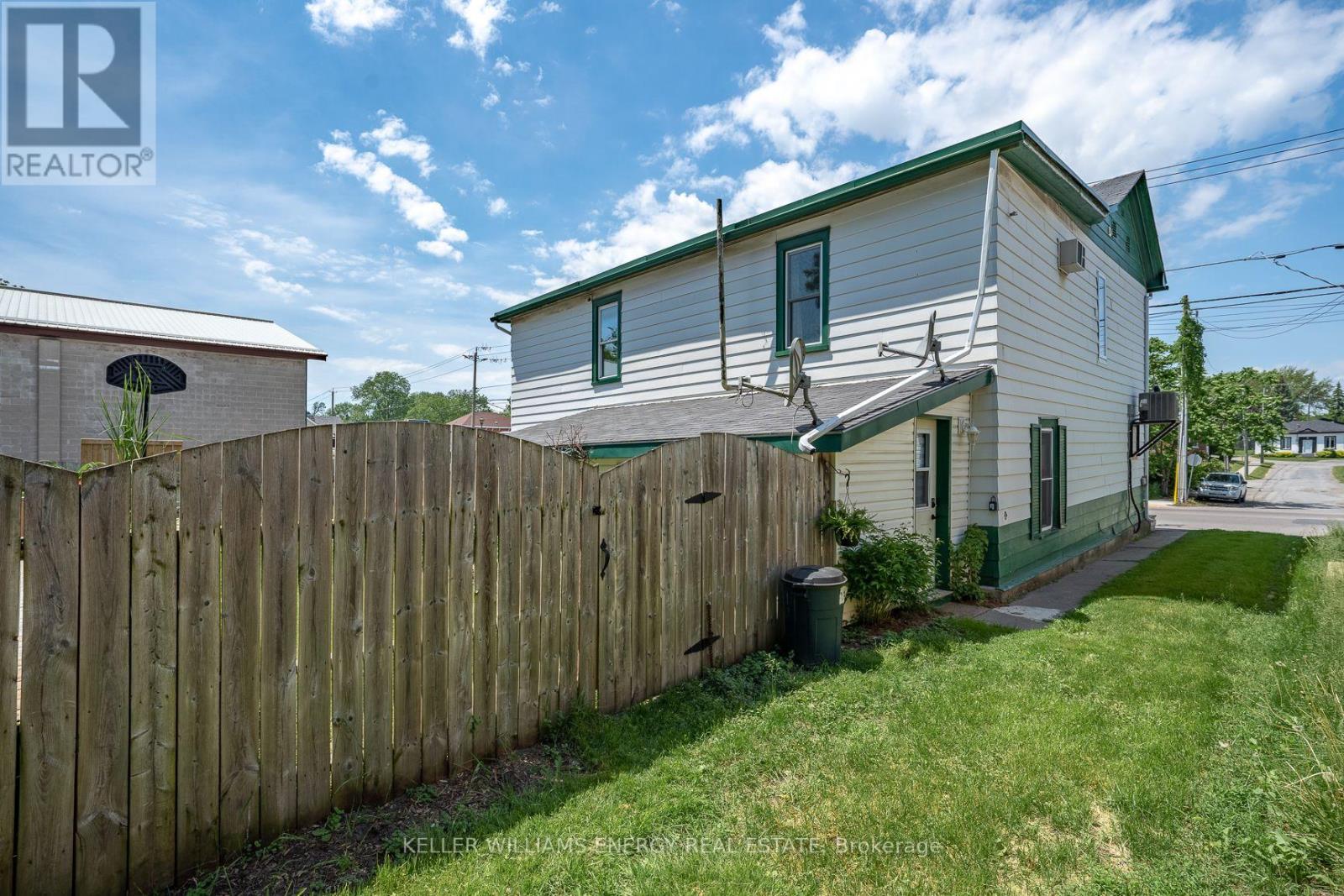 60 PICTON MAIN STREET