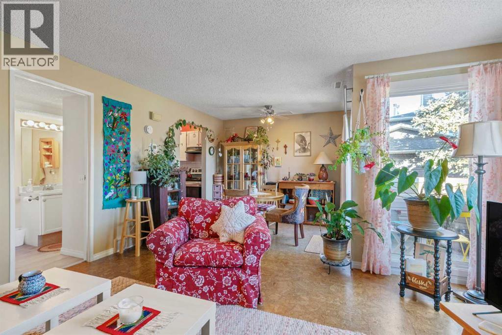 43, 200 Shawnessy Drive SW