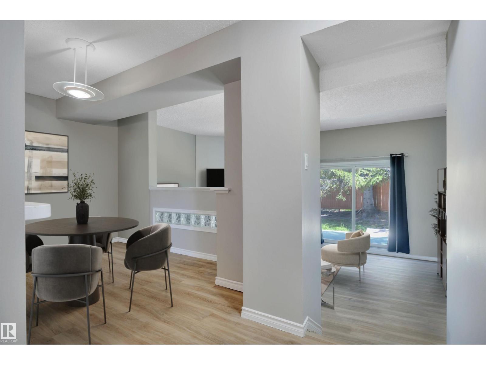 2456 104 ST NW