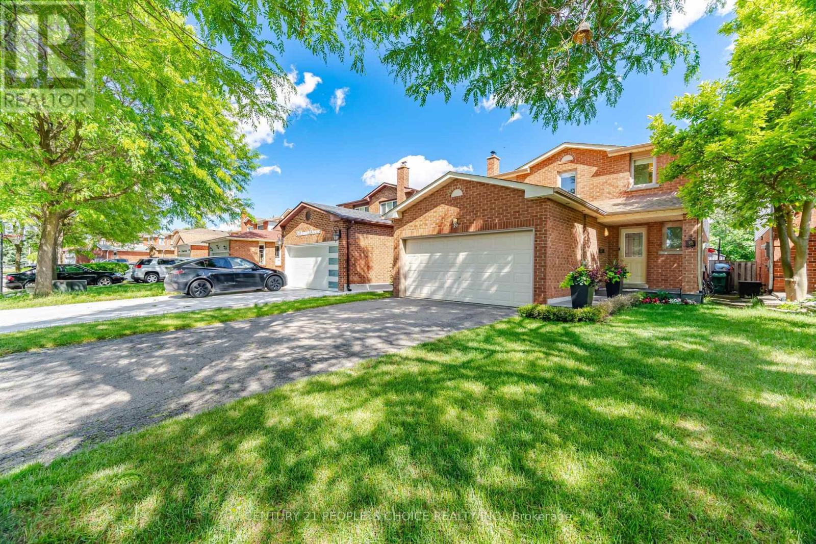 29 OLEANDER CRESCENT