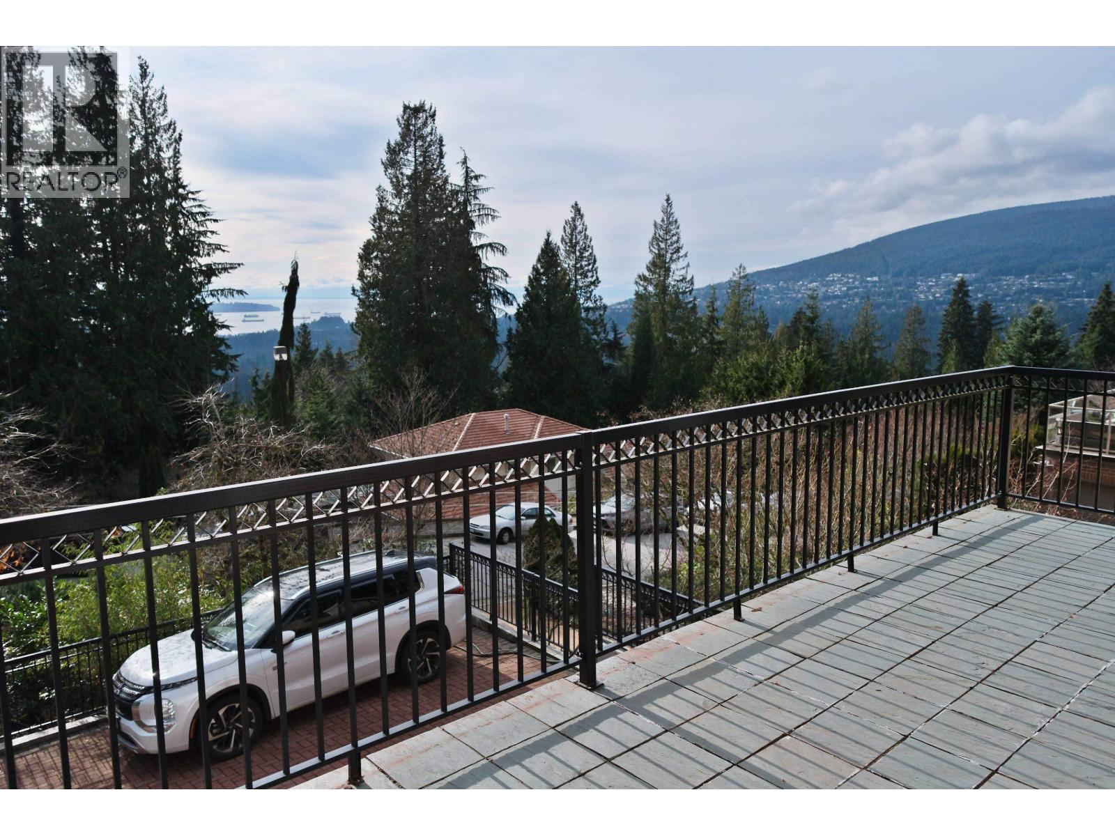 4989 CHALET PLACE