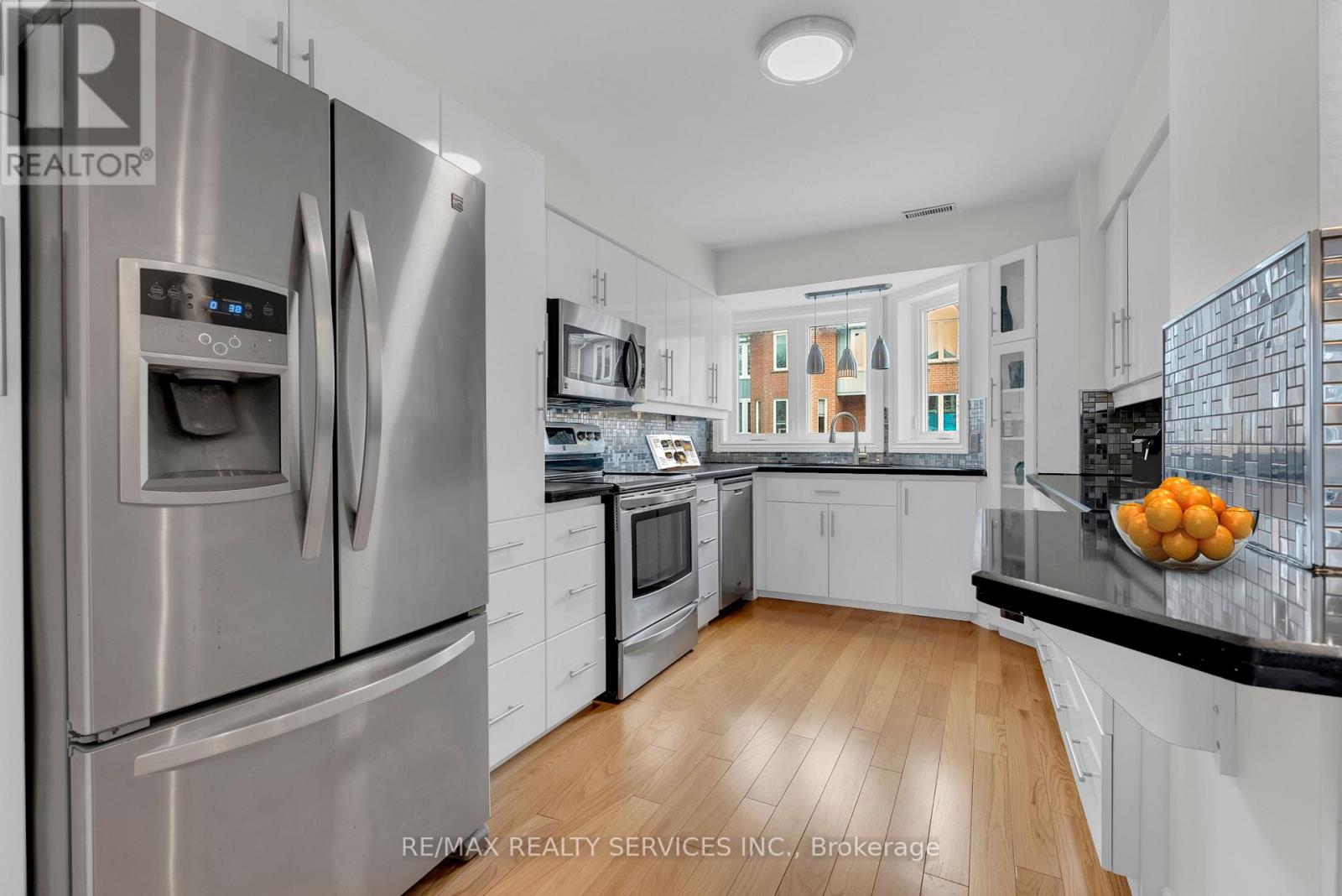 9 - 245 BISHOP STREET S