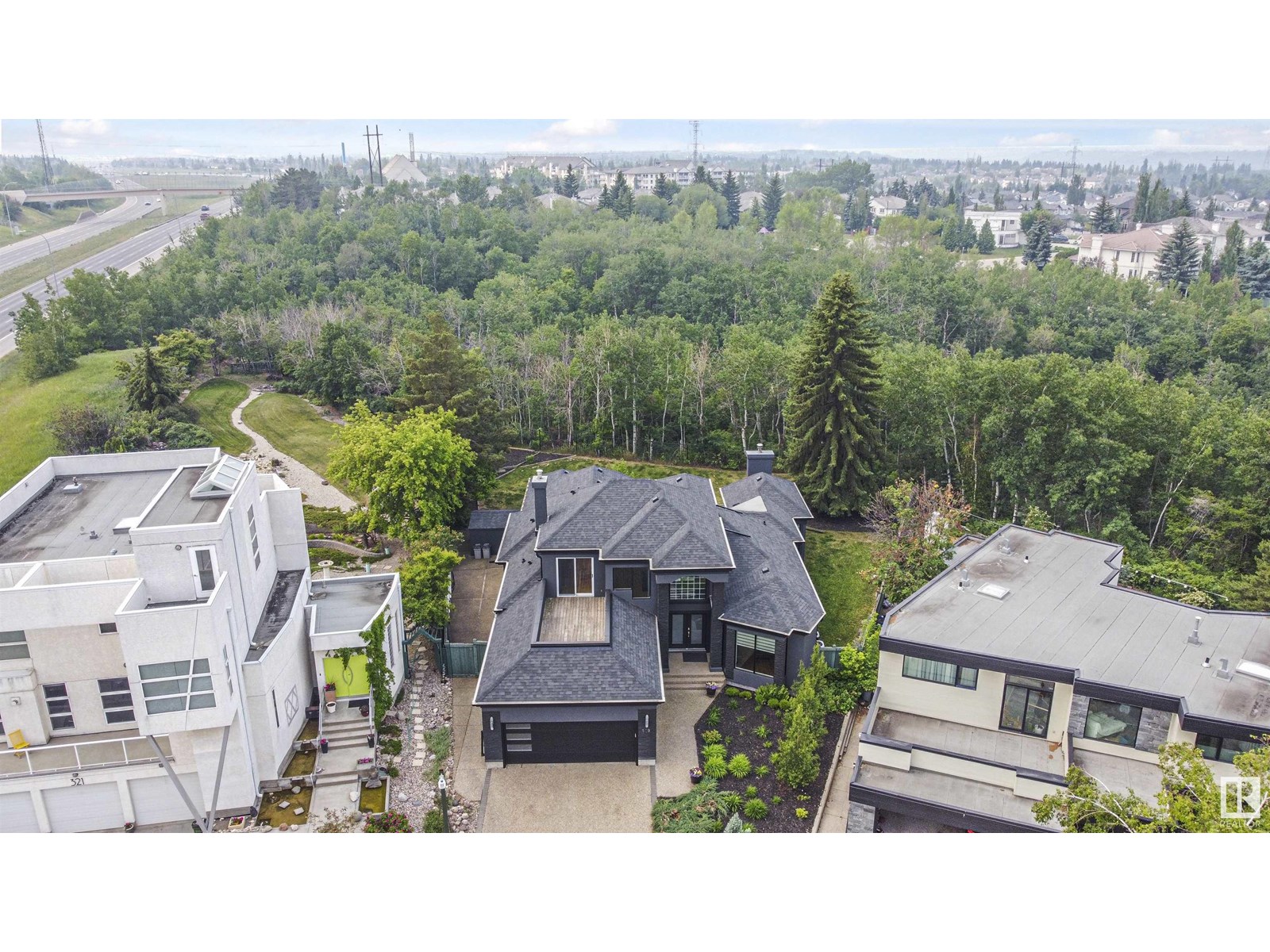 319 FERRIS WY NW