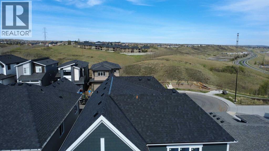 52 Crimson Ridge Heights NW