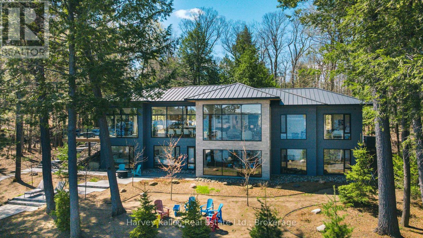 5 - 1114 SHAMROCK ROAD