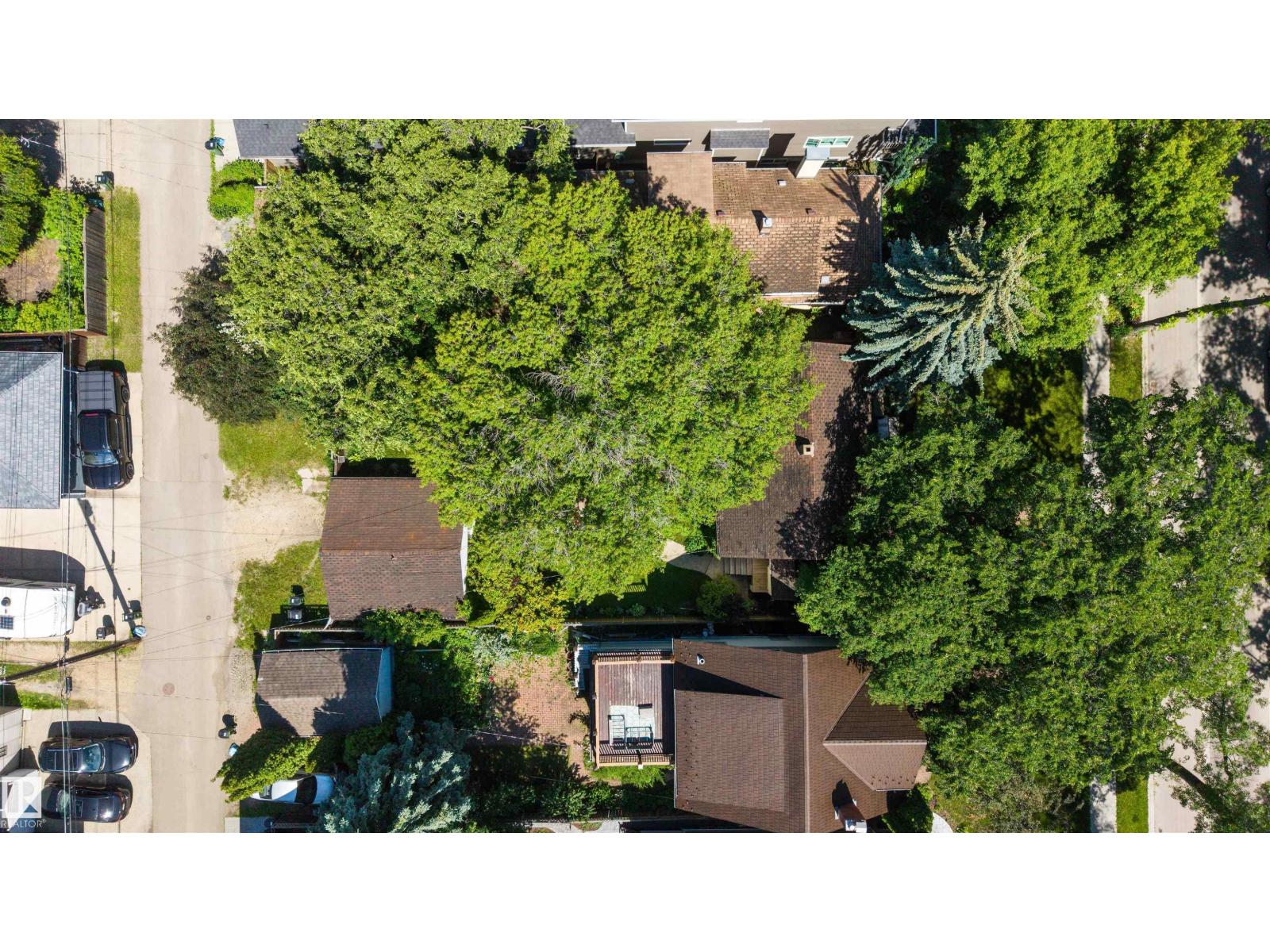 10612 127 ST NW