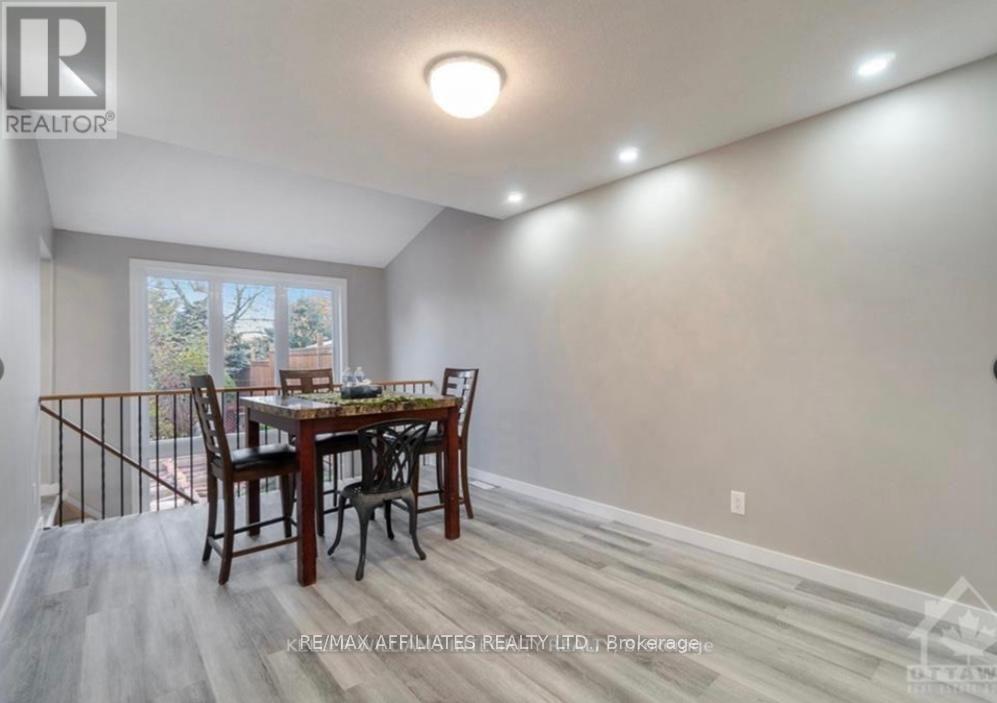 563 LATOUR CRESCENT