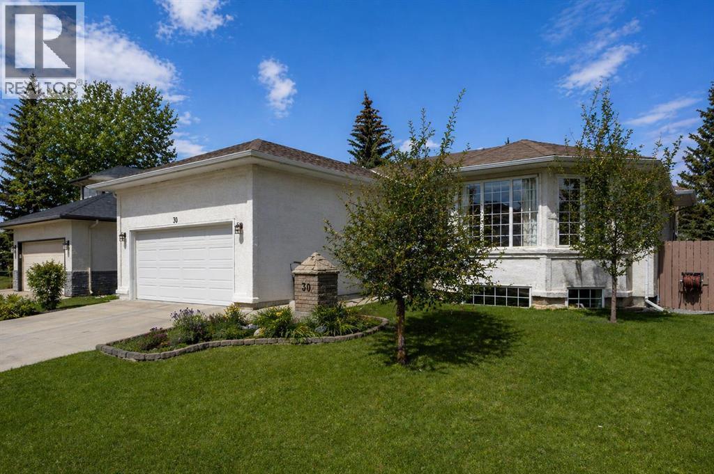 30 Arbour Ridge Circle NW