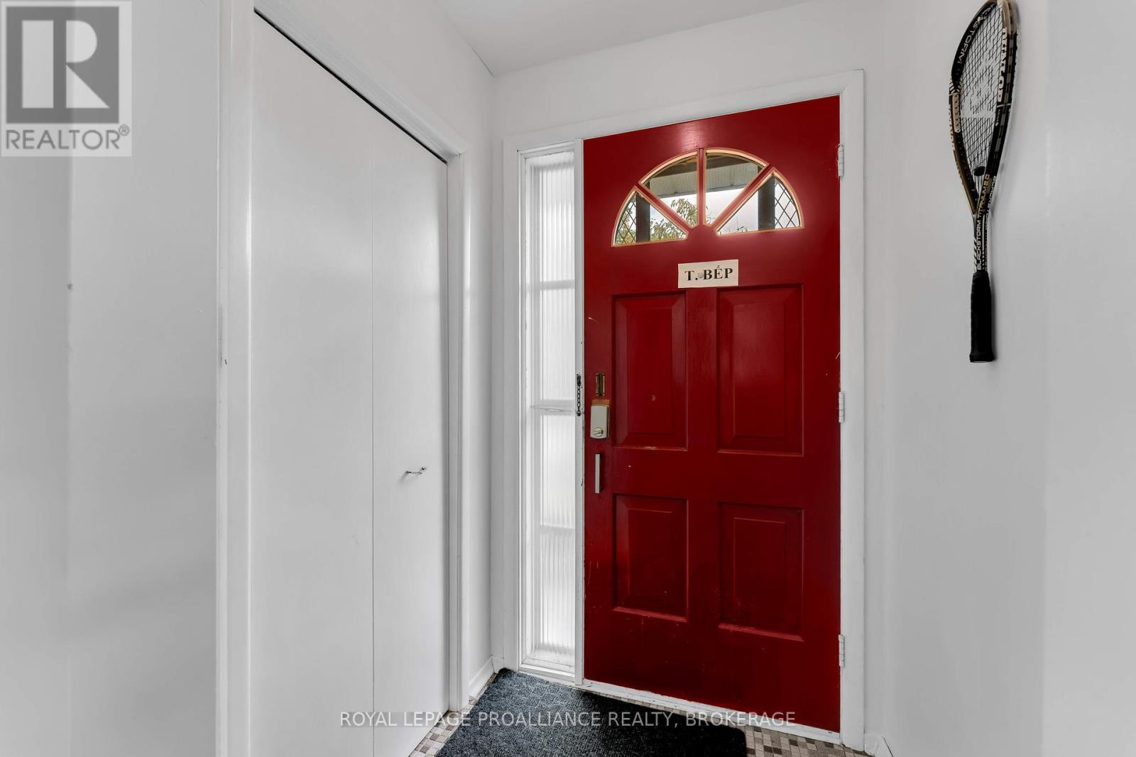 64 MICHAEL GRASS CRESCENT