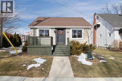 41 BALDWIN Street Dundas ON L9H1A7