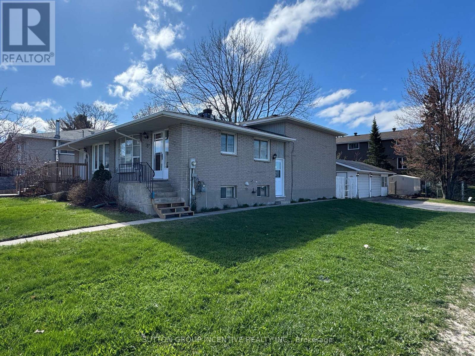 798 BIRCHWOOD ROAD