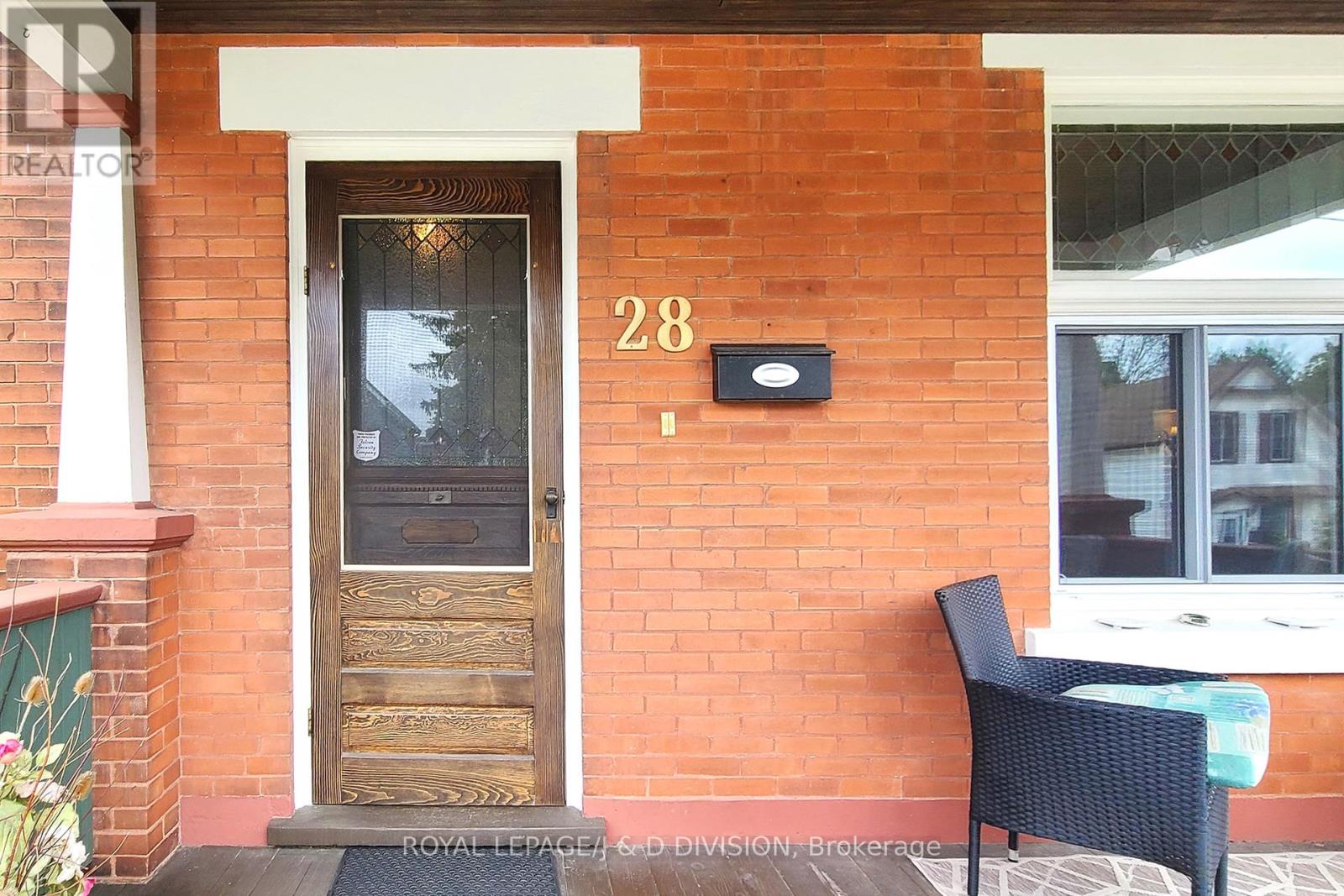 28 HENRY STREET