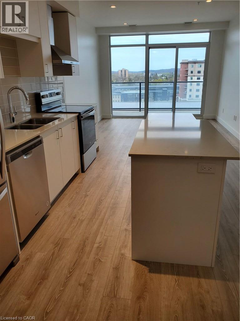 15 GLEBE Street Unit# 1508