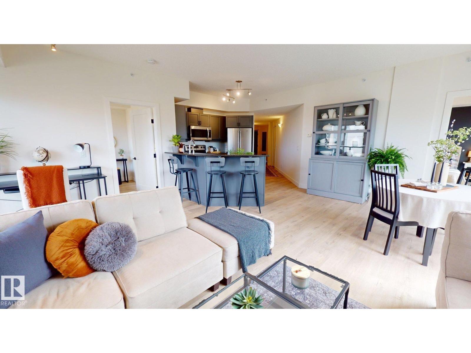 #403 10303 111 ST NW