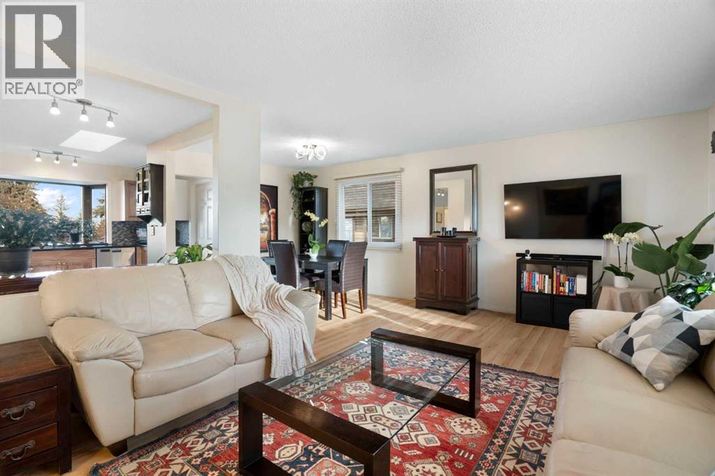 308 Hunterbrook Place NW