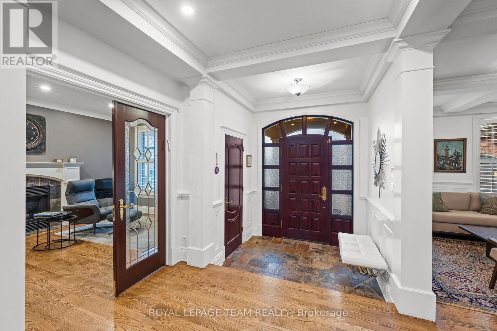 17 CRAIGMOHR COURT