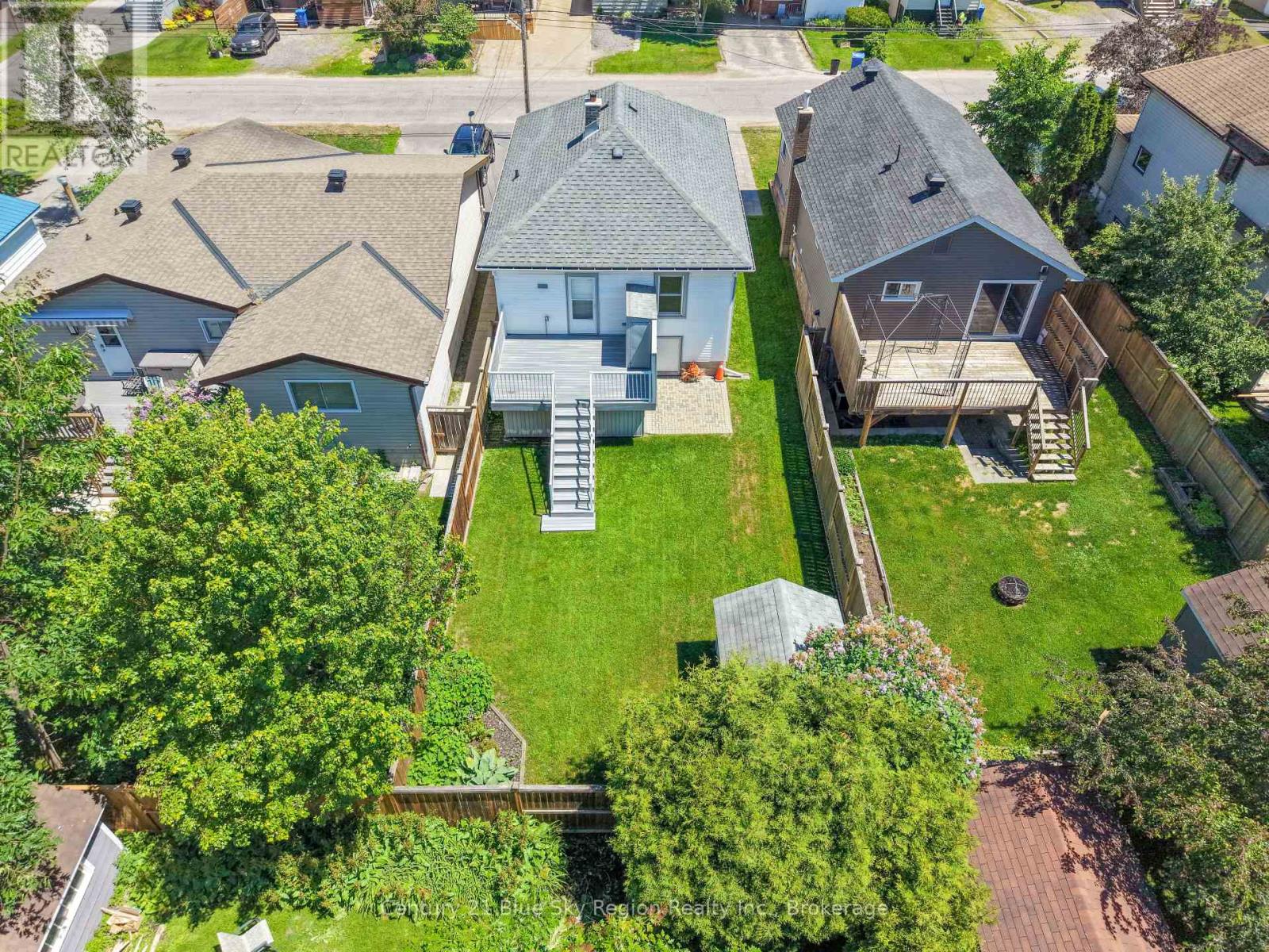 13 POLLARD AVENUE