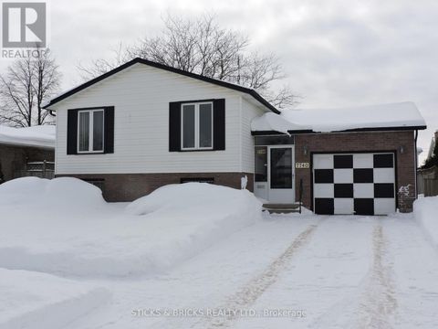 7740 CHOROZY STREET Niagara Falls (Ascot) ON L2H2N9