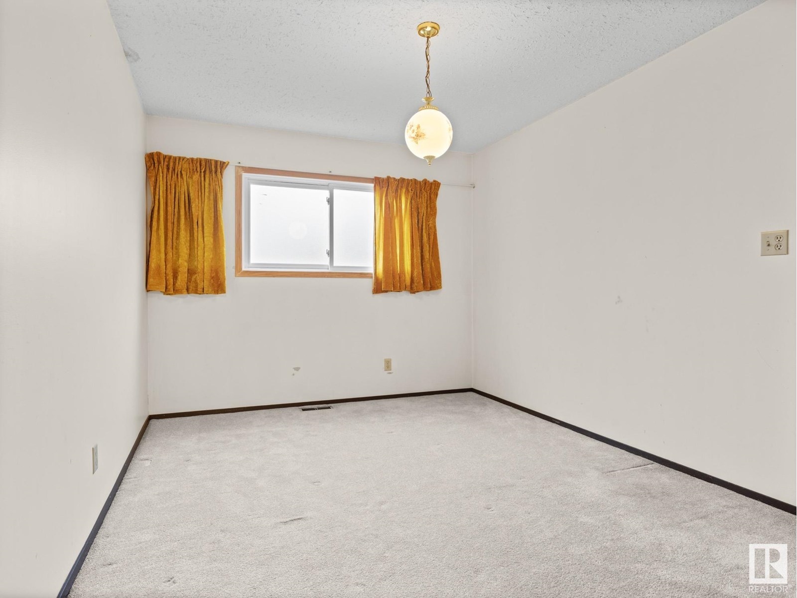 10134 162A AV NW