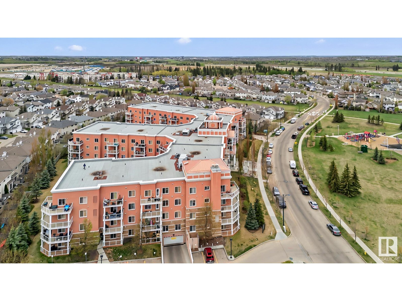 #104 263 MACEWAN RD SW