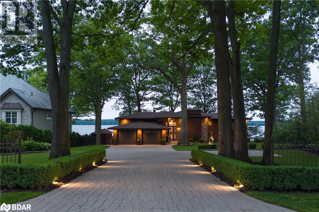 13 GEORGINA Drive