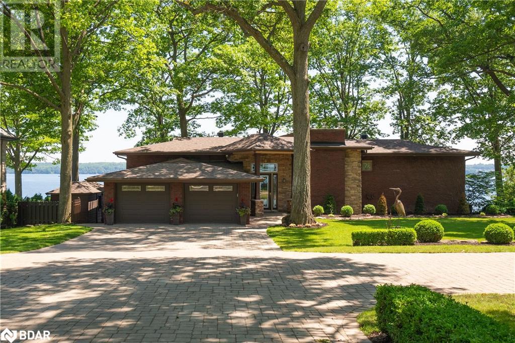 13 GEORGINA Drive
