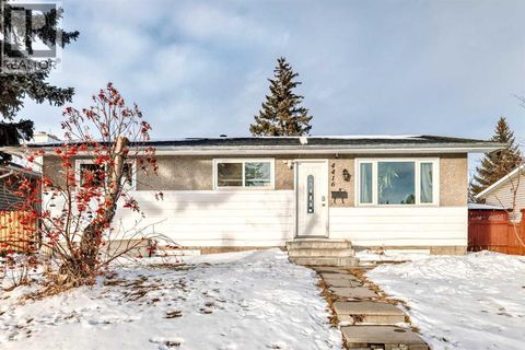 4416 Maryvale Drive NE Calgary AB T2A2T1