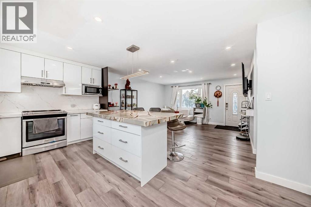 4416 Maryvale Drive NE