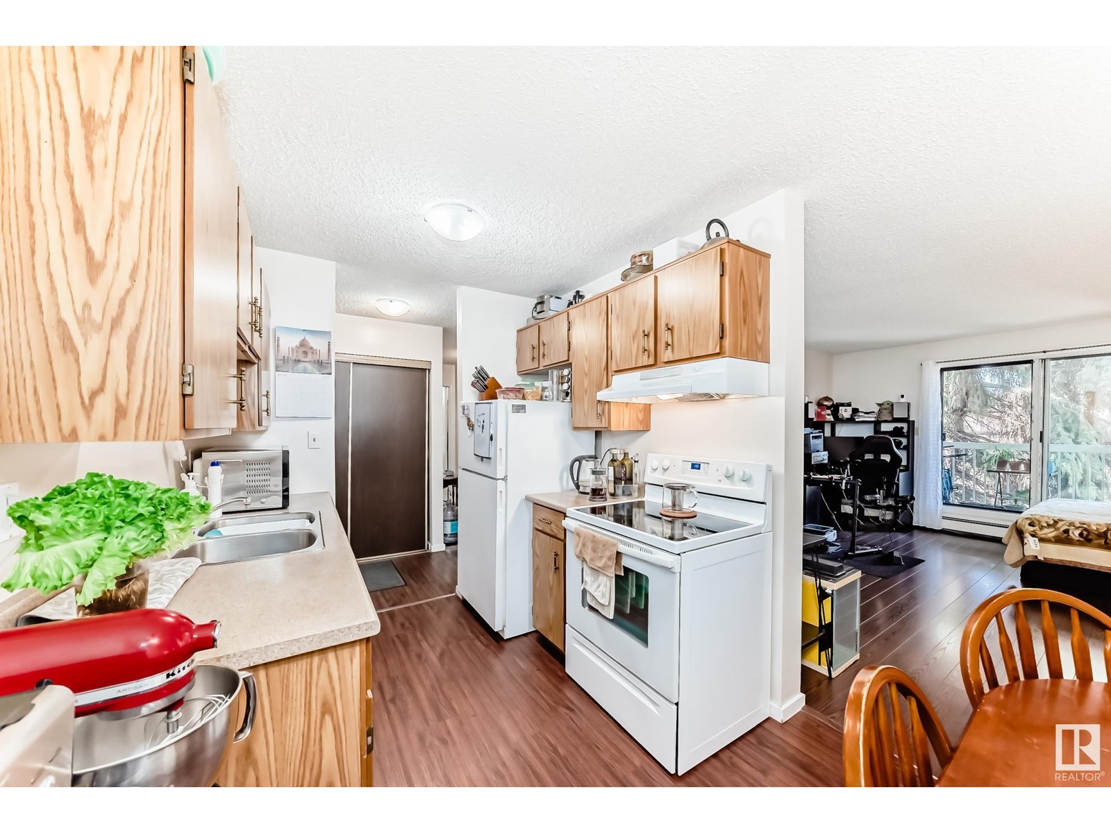 #317 1945 105 ST NW