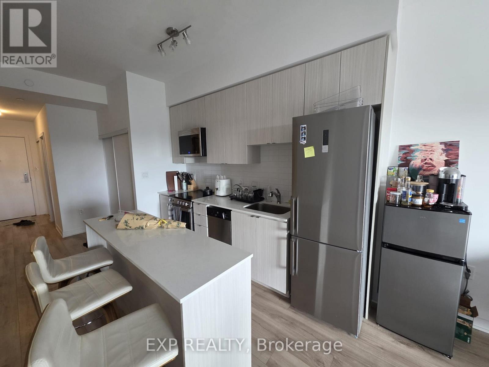703 - 2433 DUFFERIN STREET
