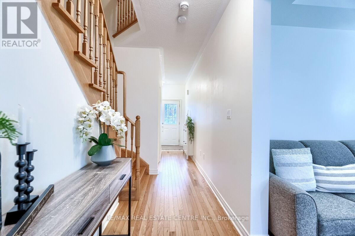 1195 KETTERING DRIVE