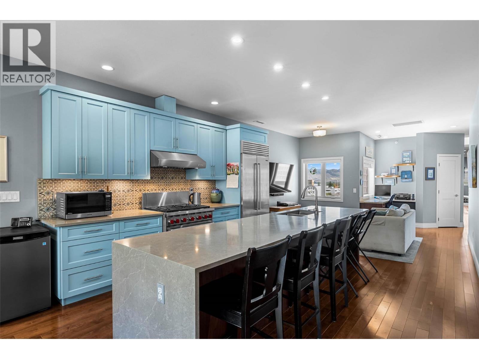 370 Battle Street Unit# 401