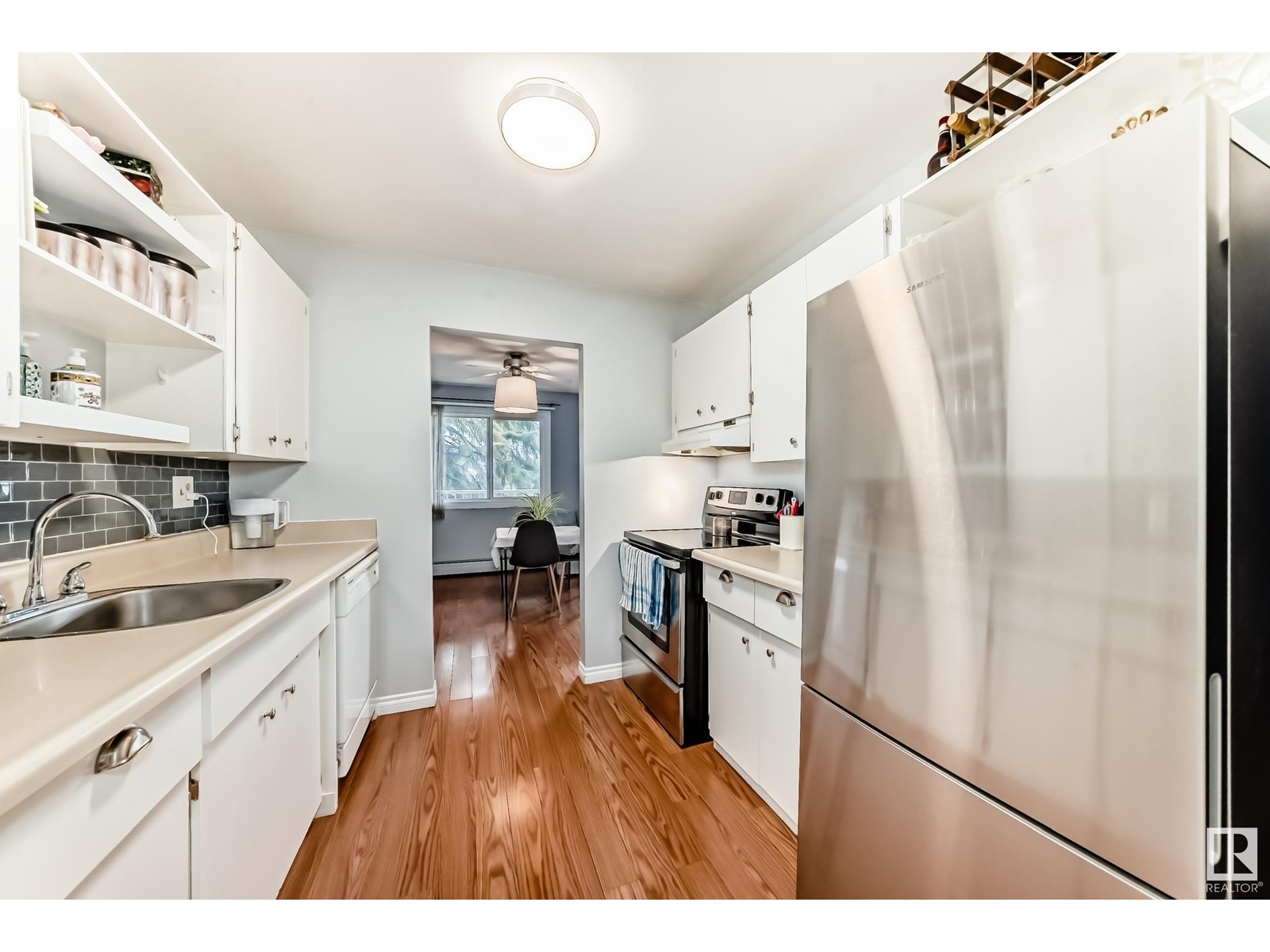#205 5125 RIVERBEND RD NW
