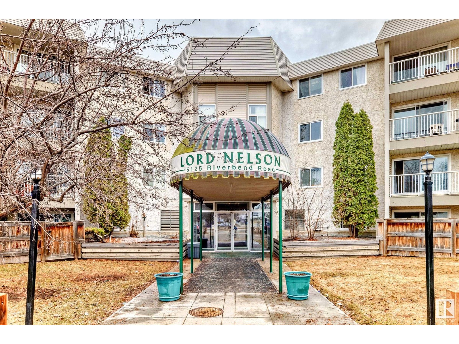 #205 5125 RIVERBEND RD NW