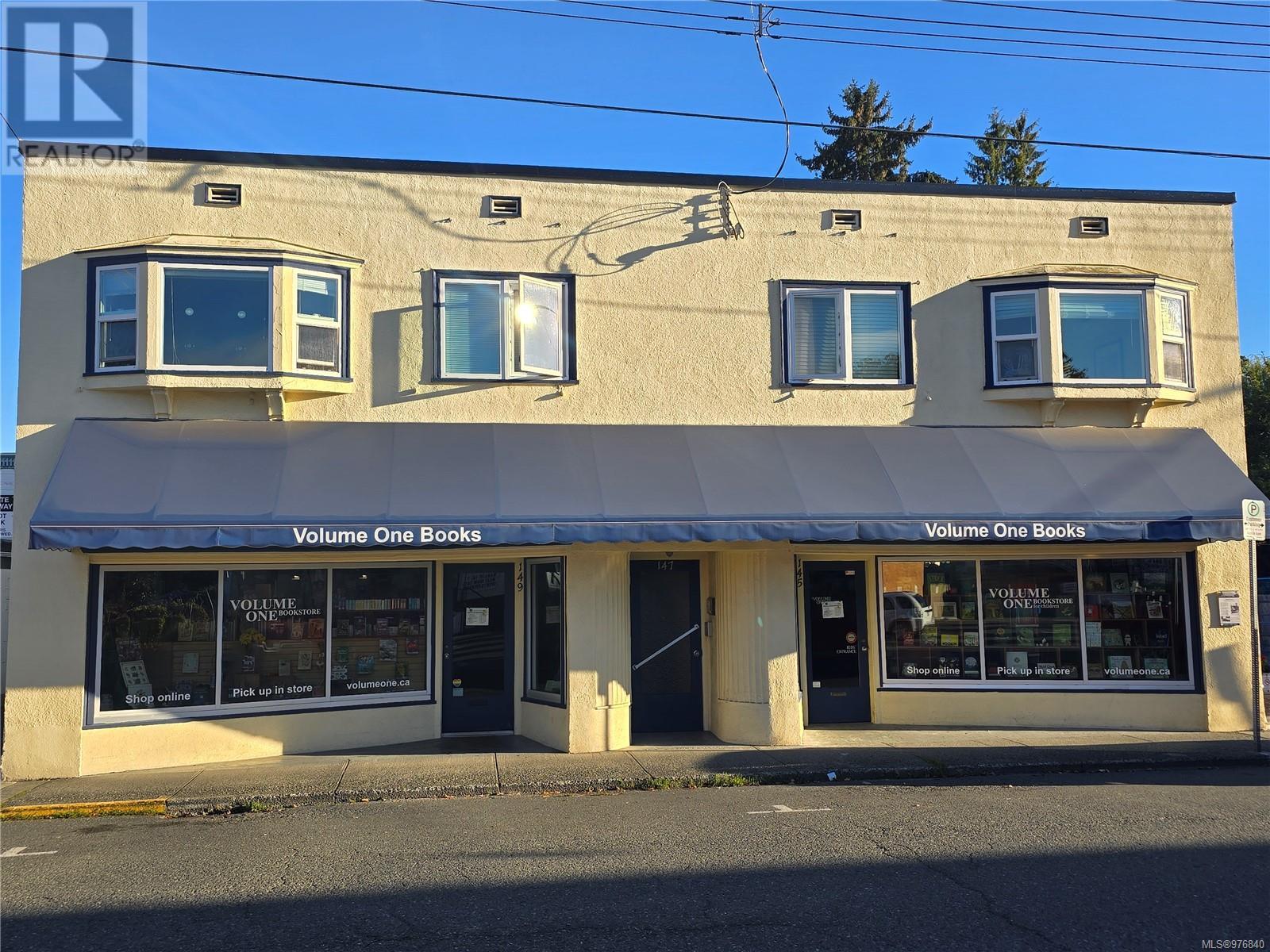 145 Kenneth St