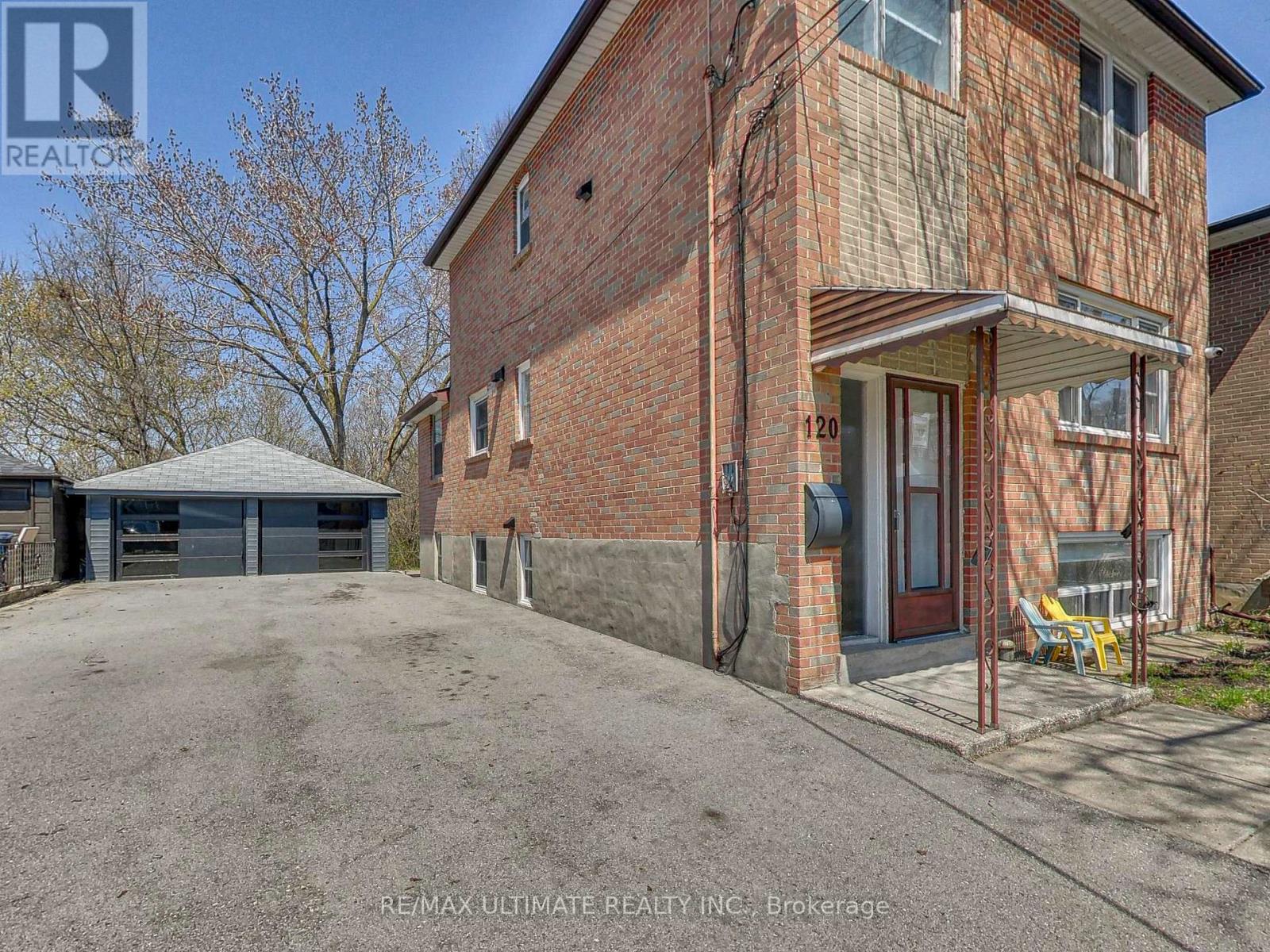 120 EDINBOROUGH COURT