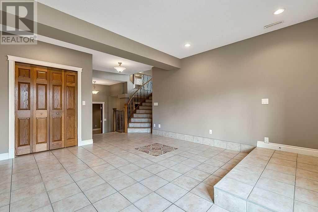 13 Prominence Path SW
